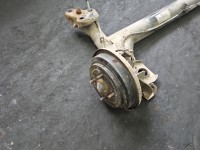 Tylna belka oś tył Ford Fiesta Mk6 1.3 8V