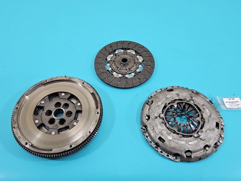 Dwumasa Koło dwumasowe Skoda Superb II 415043110 2.0 tdi