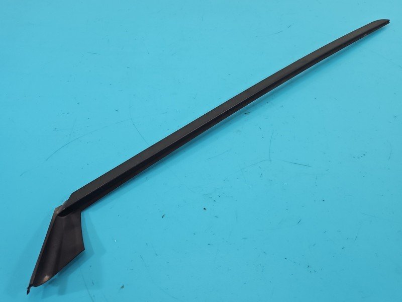 Listwa szyby czołowej prawa przedniej i20 III 2020- 86141-Q0000