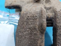 Zacisk tył prawy AUDI A4 B8 2.0 tdi sedan