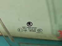 Szyba drzwi przód prawa Skoda Superb II kombi