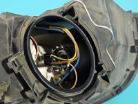 Reflektor prawy lampa przód Audi A4 B7 EUROPA