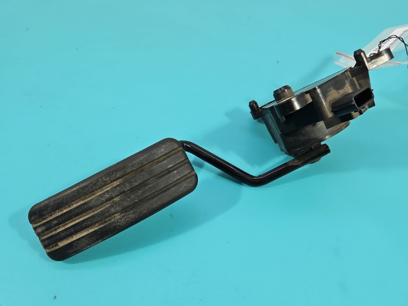Pedał gazu potencjometr Renault Scenic II 1.9 dci 8200159647