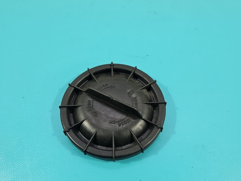 Osłona ZAŚLEPKA PLASTIK Opel Insignia A 176229-00