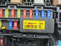 Skrzynka bezpieczników Kia Ceed II 12-18 91950-A2710, 91951-3X130