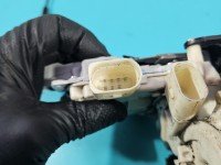 Zamek przód prawy 4E1837016A Audi A8 D3 EUROPA Producent części: Audi, Europejska, 7pin + 2pin / WERSJA POD DOCIĄG