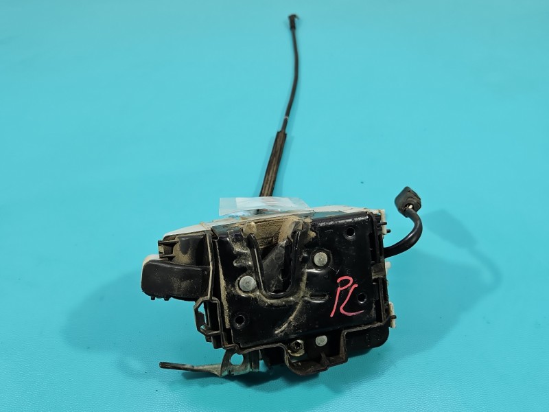 Zamek przód lewy 6K4837015D Seat Cordoba I EUROPA Producent części: Seat, 3+2pin