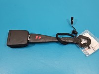 Pas bezpieczeństwa przód prawy pasażera Skoda Superb III 34198765B, 3V0857755A