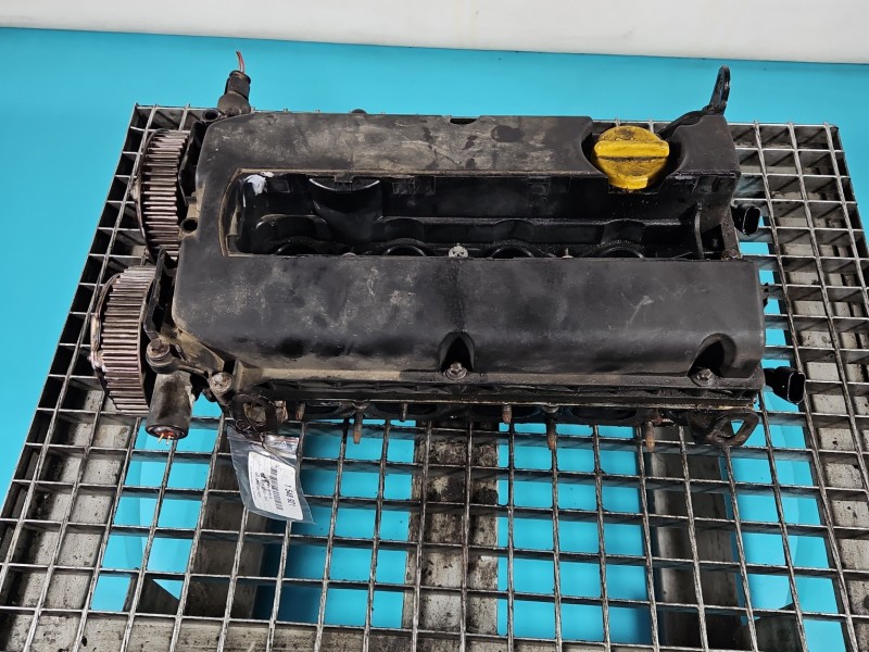 Głowica Opel Zafira B 55353286 1.8 16V