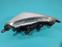 Reflektor lewy lampa przód Toyota Yaris III EUROPA