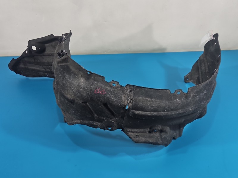 Nadkole przód prawe Toyota Corolla E21 19- 53875-02730