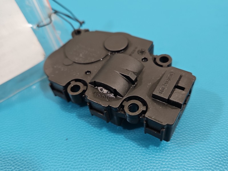 Silniczek nawiewu NAGRZEWNICY Mercedes Vito W447 14- EH620003 EUROPA