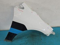 Błotnik przód prawy Toyota Corolla E21 19- biały 040