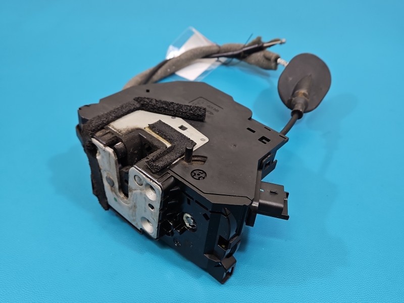 Zamek tył lewy 825015591R Renault Clio IV 12-20 4pin