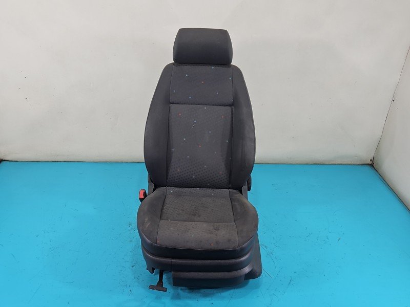 Fotel lewy przód kierowcy Vw Polo IV 9N EU Fotel lewy przód kierowcy Vw Polo IV 9N EU