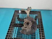 Zwrotnica prawa piasta przód 2.0 tdi Audi A4 B7