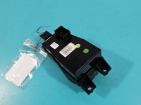 Przełącznik hamulca ręcznego Hyundai I40 93766-3Z080, 39R2H3-1000