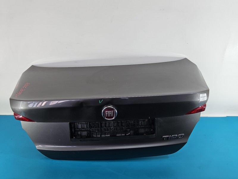 Klapa tył BAGAŻNIKA SZYBA Fiat Tipo II 15- sedan 4d 695
