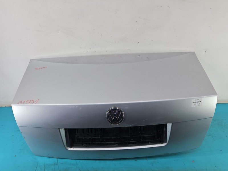 Klapa tył Vw Passat B5 sedan 4d LA7W Klapa tył Vw Passat B5 sedan 4d LA7W