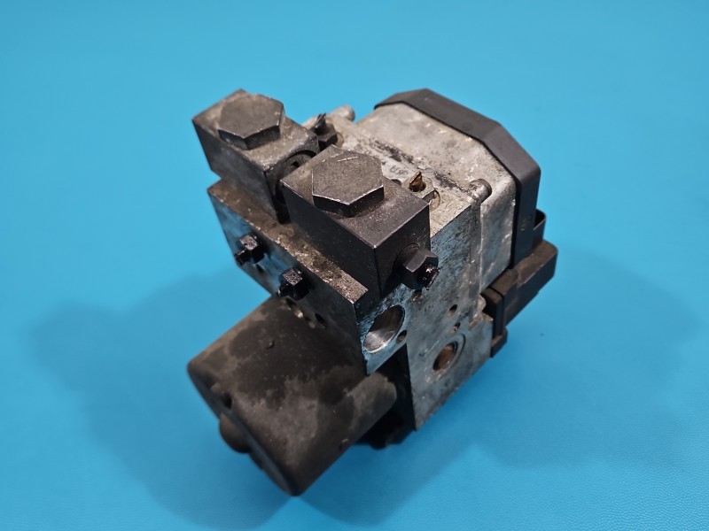 Pompa abs Vw Passat B5 8E0614111P, 0273004133