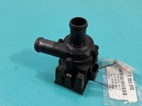 Pompka obiegu wody pompa AUDI A4 B8 2.0 tdi Cag 8K0965561A, 701713160, 8K0819147