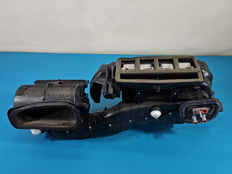 Nagrzewnica Jeep Grand Cherokee IV WK2 P68110179AI, 8561840 EUROPA