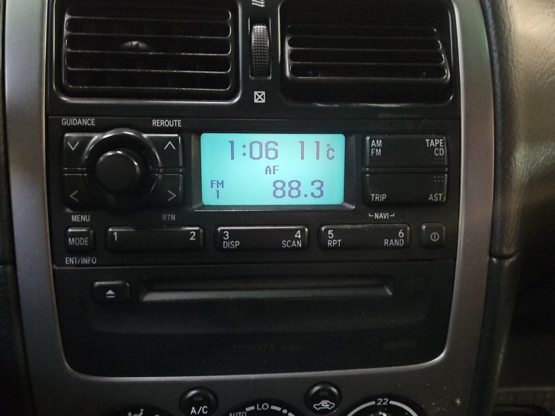 Radio fabryczne Toyota Avensis I T22 86110-05011 radioodtwarzacz