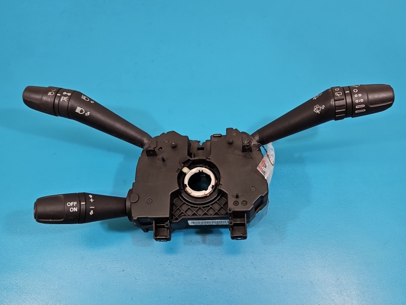 Przełącznik zespolony Alfa romeo Giulietta 01560905790