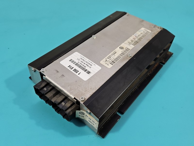 Wzmacniacz Vw Passat B6