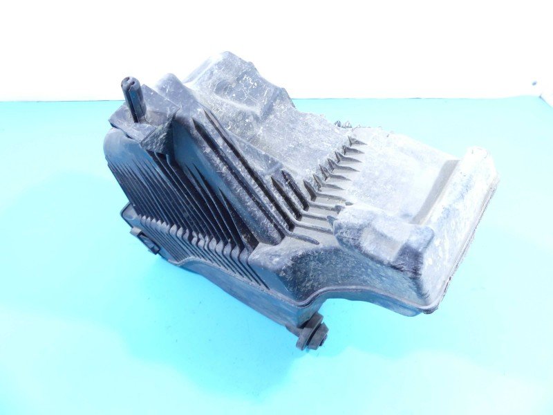 Obudowa filtra powietrza Renault Clio III 8200398989 1.4 16v (K4J780)