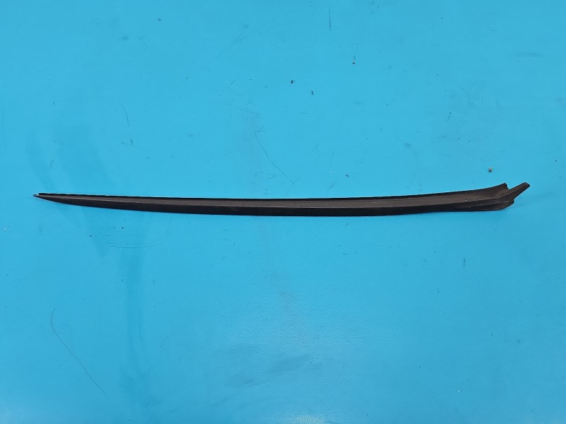 Listwa szyby czołowej prawa przedniej Bmw F34 GT 7285948