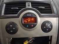 Konsola panel nawiewu Renault Megane II 8200312940