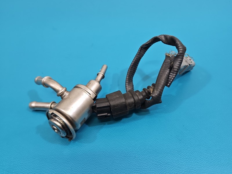 Wtryskiwacz listwa wtryskowa P277404232, 8307817559, A3C0064880000 Renault Trafic III 2.0 dci 150KM