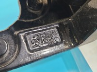 Zawias drzwi tył lewy Mercedes W213