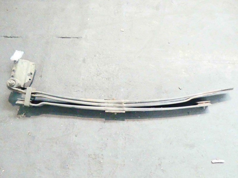 Resor tył Nissan Atleon II 06-13