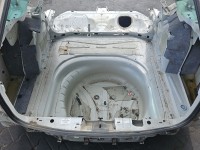 Pas tylny podłoga wanna bagażnika Skoda Octavia III kombi
