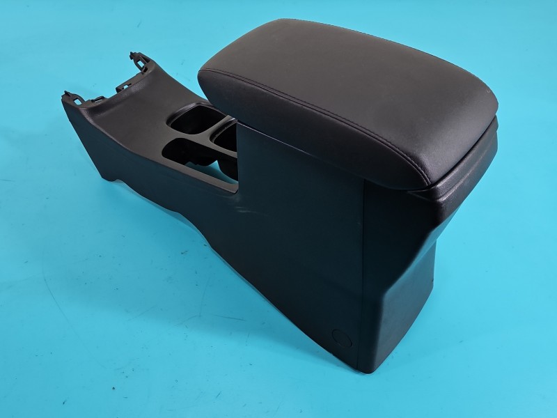 Podłokietnik TUNEL Suzuki Sx4 S-Cross 13-21 75850-61M0 EUROPA