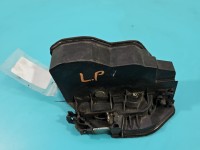 Zamek przód lewy 7167077 BMW E87 EUROPA Producent części: BMW, 7pin