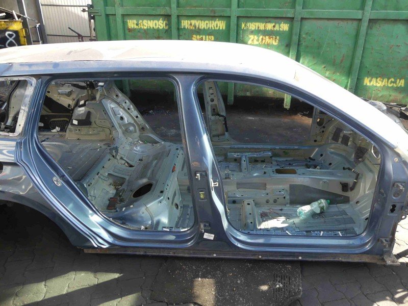 Próg prawy Vw Passat B8 2.0 tdi Próg prawy Vw Passat B8 2.0 tdi