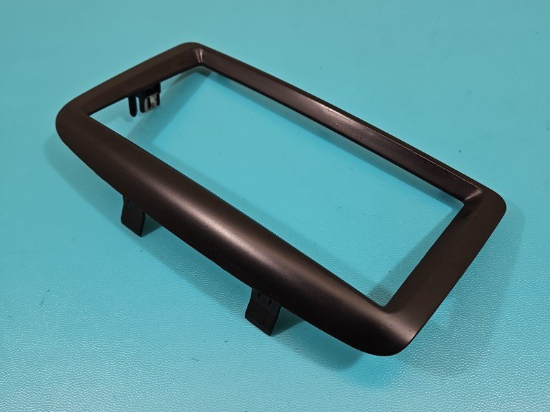 Ramka radia Dodge Caravan V 07-20 Ramka radia Dodge Caravan V 07-20