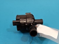 Pompka obiegu wody pompa Skoda Octavia IV 2.0 tdi 2Q0965567A, 0392023420