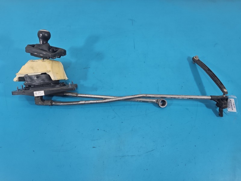 DŹWIGNIA LEWAREK WYBIERAK LINKI AUDI A4 B8 2.0 tdi (Cag)