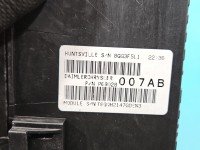 Skrzynka bezpieczników Dodge Caliber P68028007AB