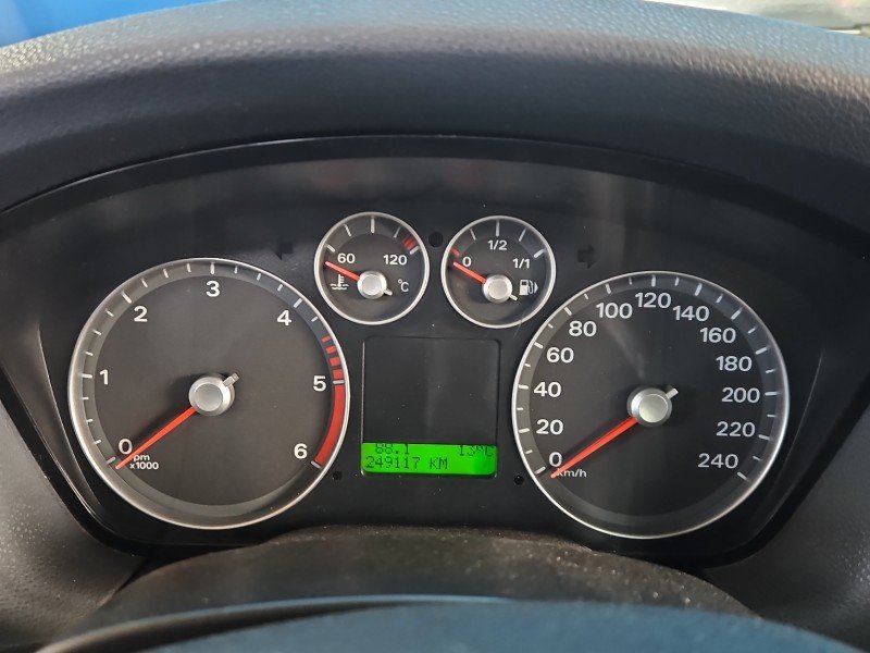 Licznik Ford Focus Mk2 4M5T-10849-GM 2.0 tdci EUROPA