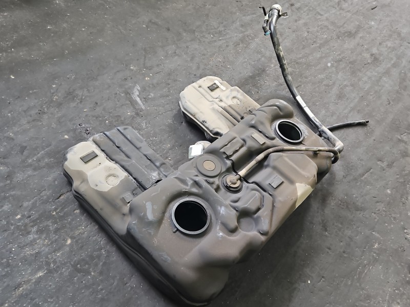 Zbiornik paliwa bak BMW X5 F15 3.0d