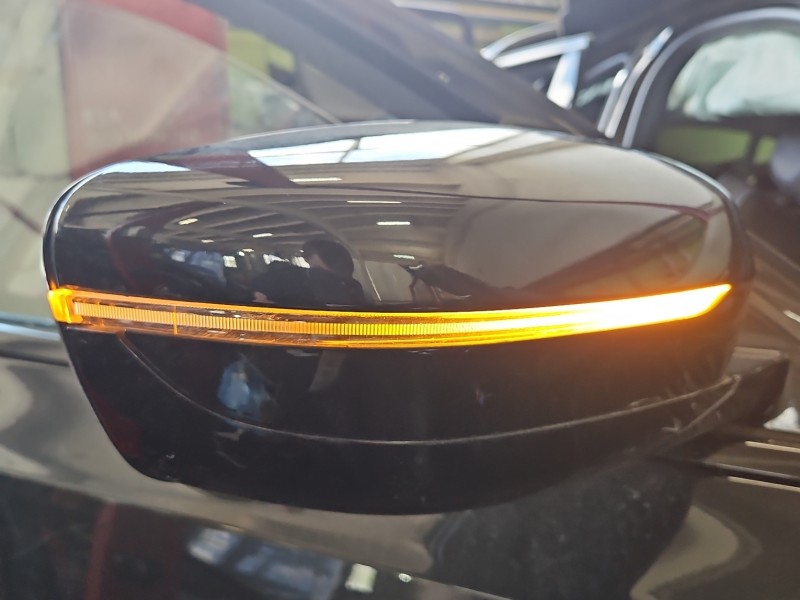 Lusterko prawe BMW G20 elektryczny, Europejska, składane elektrycznie. 5 pin. Rysy na obudowie europa
