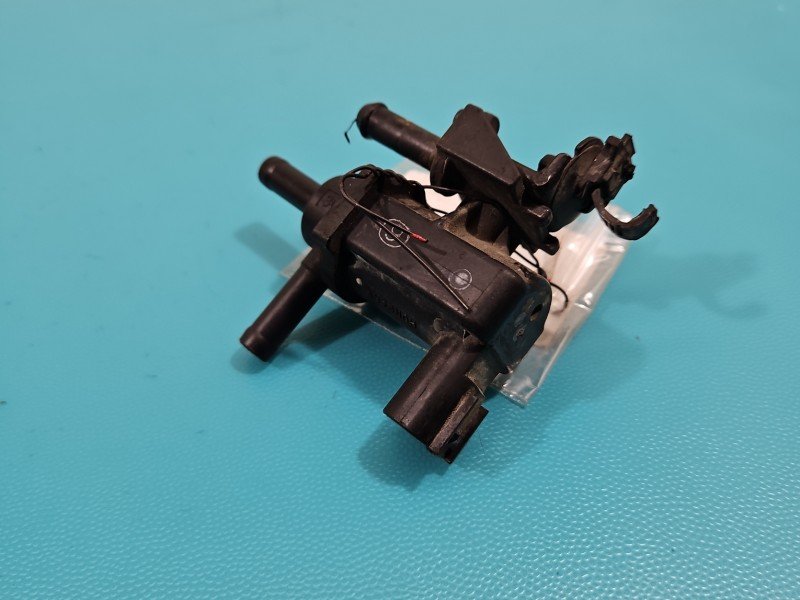 Zawór podciśnienia 90080-91231, 36200-2740 Toyota Avensis II T25 1.8 VVTI Zawór podciśnienia 90080-91231, 36200-2740 Toyota Avensis II T25 1.8 VVTI