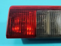 Lampa tył prawa Producent części: OPEL, Z LISTWĄ ŻARÓWKOWĄ / DRZWI Z TYŁU Opel Combo C HB