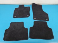 Dywaniki komplet Skoda Octavia IV
