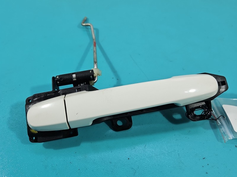 Klamka przód prawa zewnętrzna Toyota Aygo II 14-22